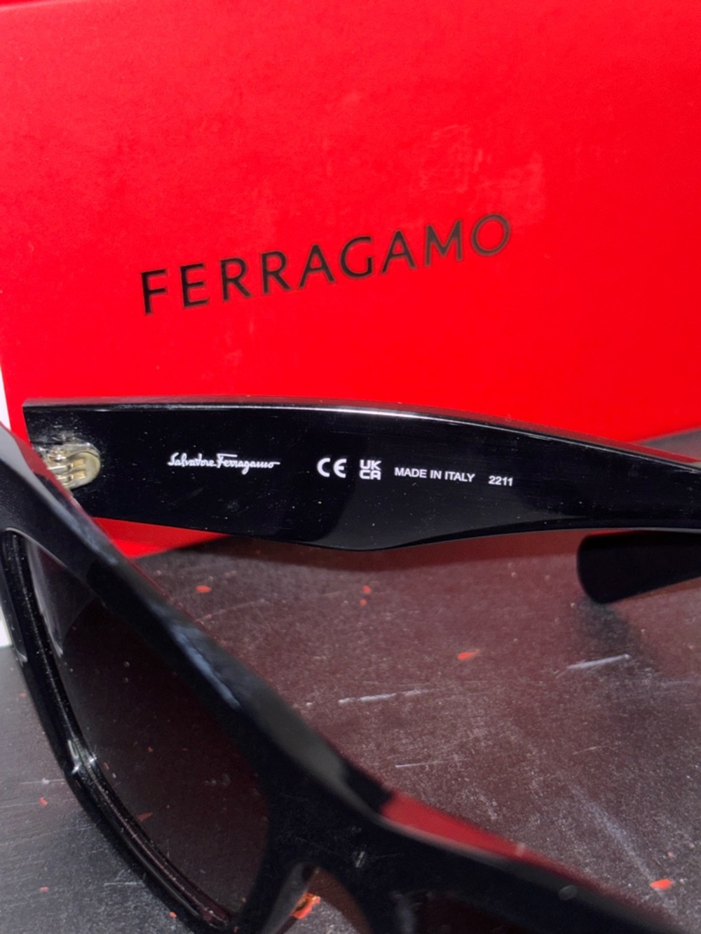 Salvatore Ferragamo SF929SN Black Cateye Sunglasses in Case NWT - Picture 3 of 5